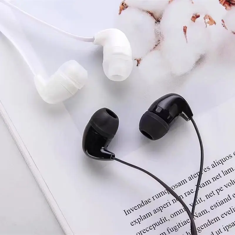 CHICLITS Fashion Lovely Cartoon Totoro Earphones 3.5mm Stereo Music Pink Girl Earplugs Mic For MP3 MP4 Phone Student Kids Gift |