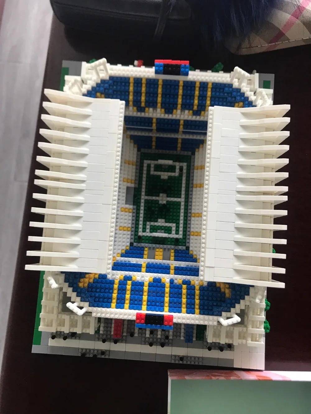 Алмазные блоки не совместимы с Legoed футбол клуб поле стадион модель строительные