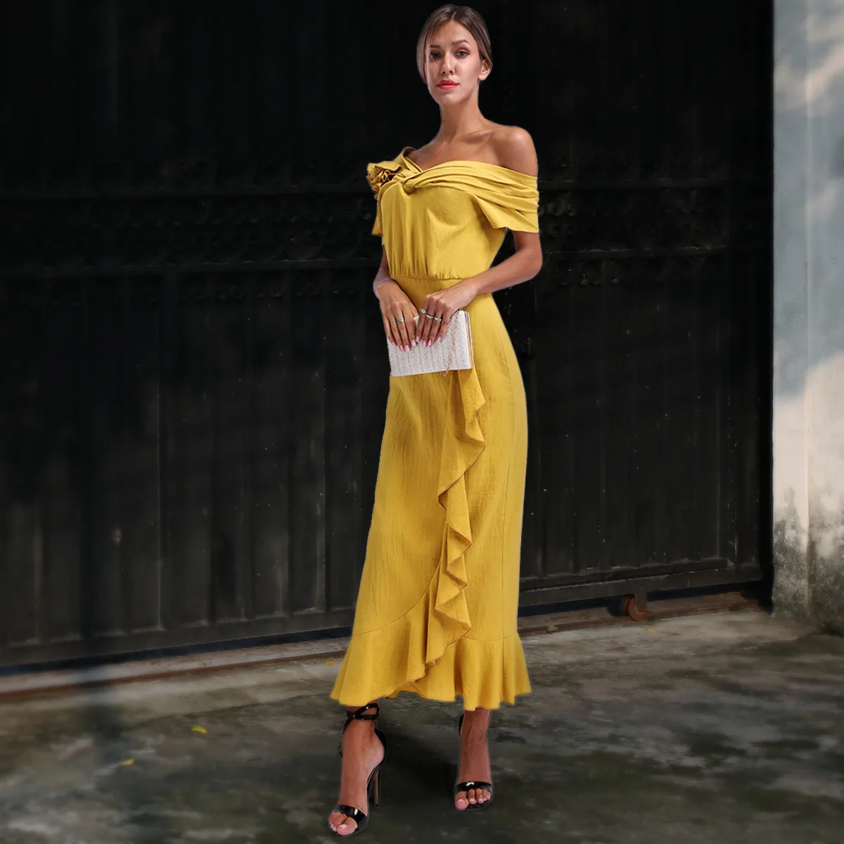 Модное однотонное богемное Макси женское платье с коротким рукавом и оборками