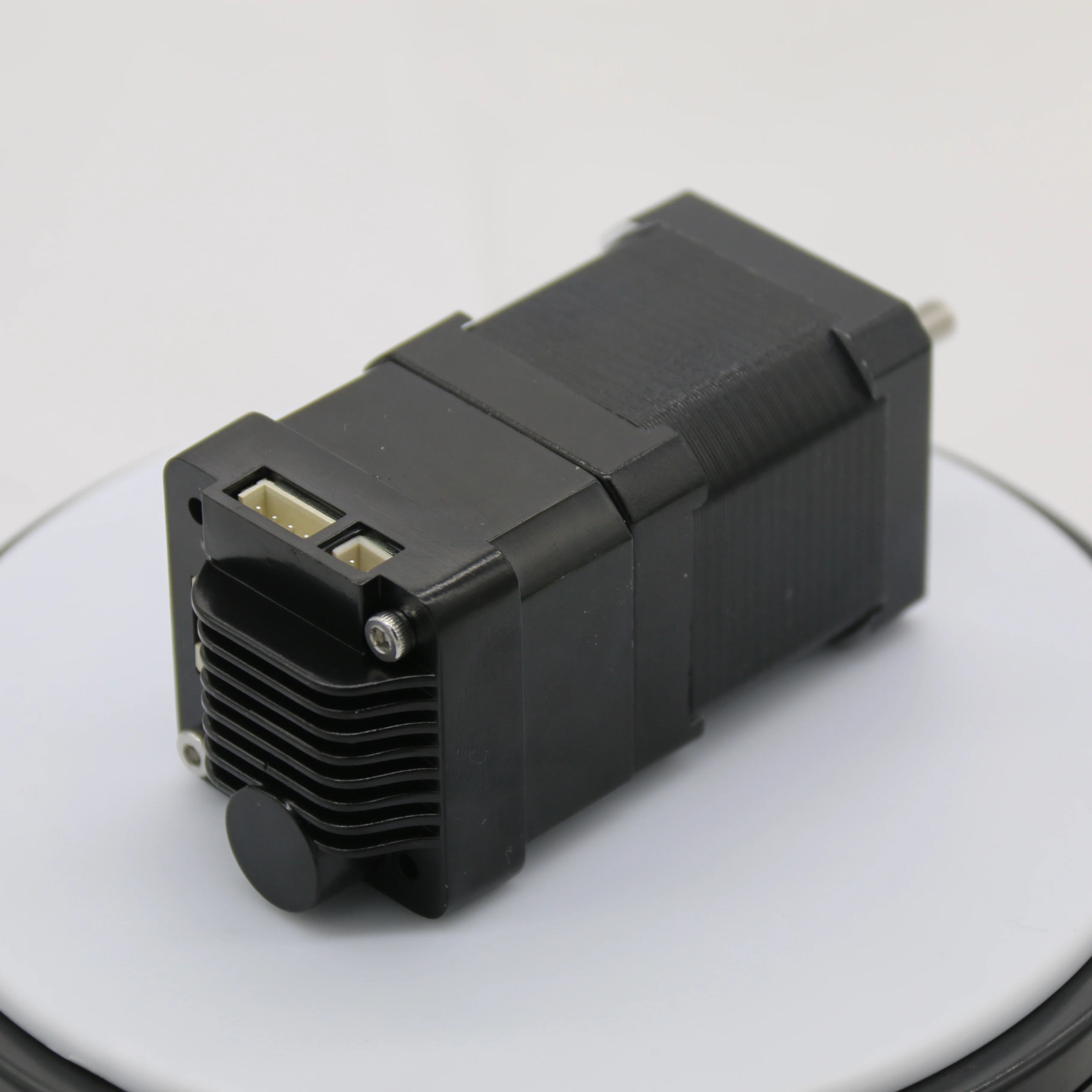 NEMA17 CANbus закрытый цикл DC12-48V 1.6A 0.5N.m интегрированный шаговый двигатель сочетается с