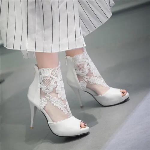 Знаменитости Сексуальная Женщина Гладиатор Сандалии Женщины Peep Toe Кружева