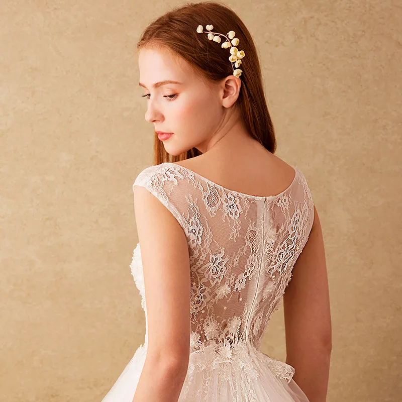 Новый Прибыл Элегантный Кружева Аппликации Линия Тюль Суд Поезд халат Де Mariage