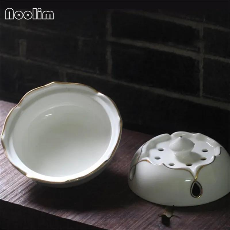 Antique White Lotus Coil Incense Burner With Hollow Cover Gold Edge Stick Holder Home Office Decoration Aroma Censer | Дом и сад