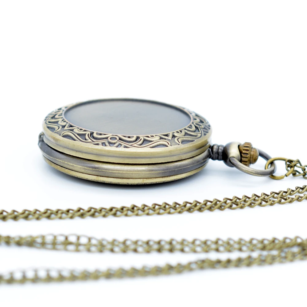 Модные стильные бронзовые часы с цветочным узором можно прикрепить фотографии