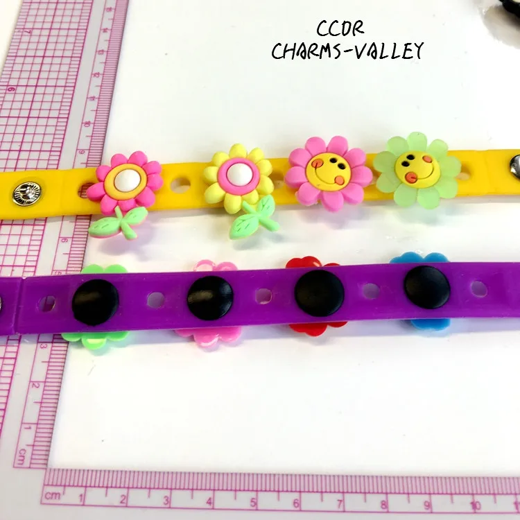 

CCOR 30PCS PVC Cute Flowers and balloons Shoe Charms Fit Kid's Cross Shoes, Cross Bracelets, Shoe Accessories, Children gift