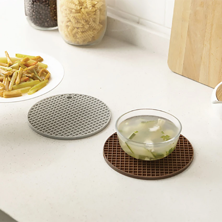 1 чехол из поликарбоната и силикона круглые коврики посуда колодки чашки