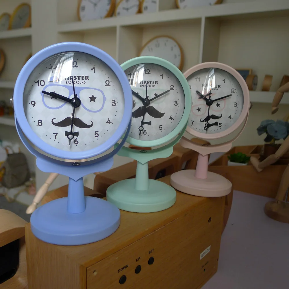 Часы электронные проекционные. Прожекторные часы. Часы прожектор. Прожектор 70 сантиметров. Светодиодный цифровой будильник jk-015.