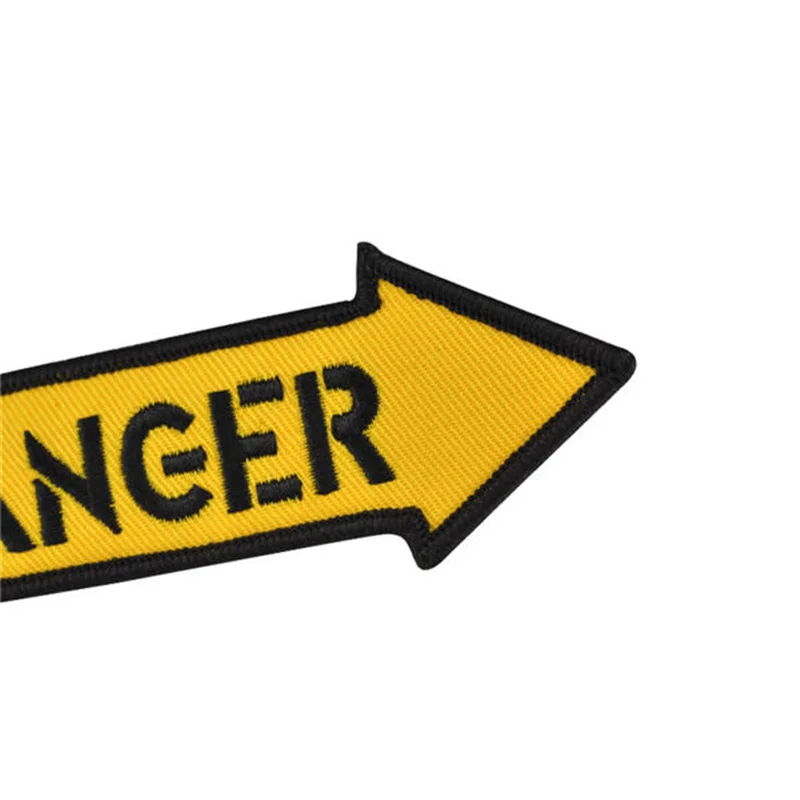 Doreen Box Danger Rescue Желтые Модные Рок бирки для связки ключей брелок Прямоугольник