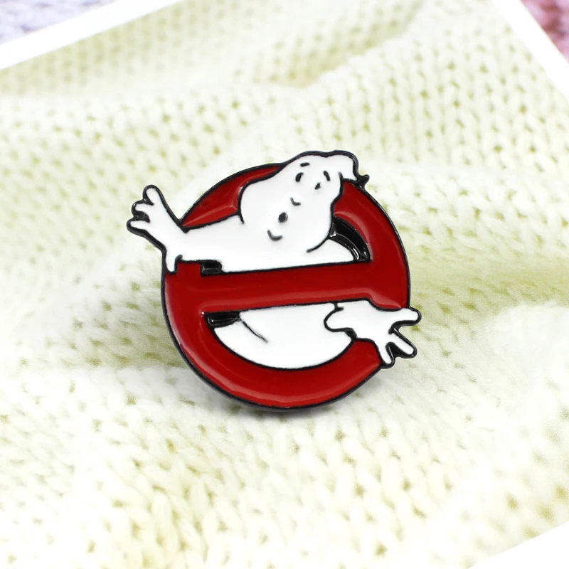 Белая эмалированная брошь призрак булавка фильм логотип украшения Фэнтези брошь мультфильм развлечения фильм ювелирные изделия подарок любителям друзей