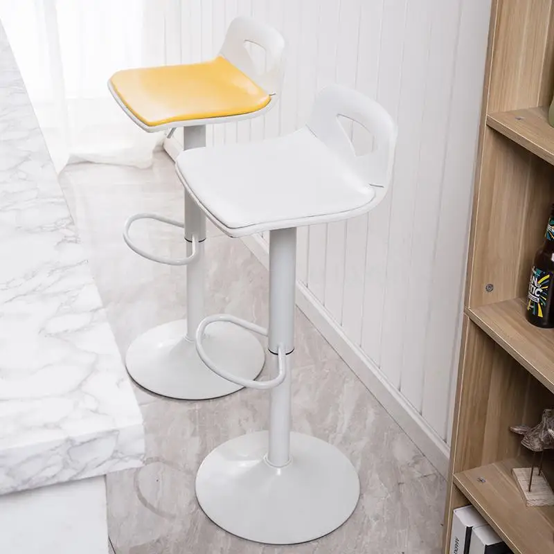 Металлический барный стул современный минималистичный вращающийся высокий для