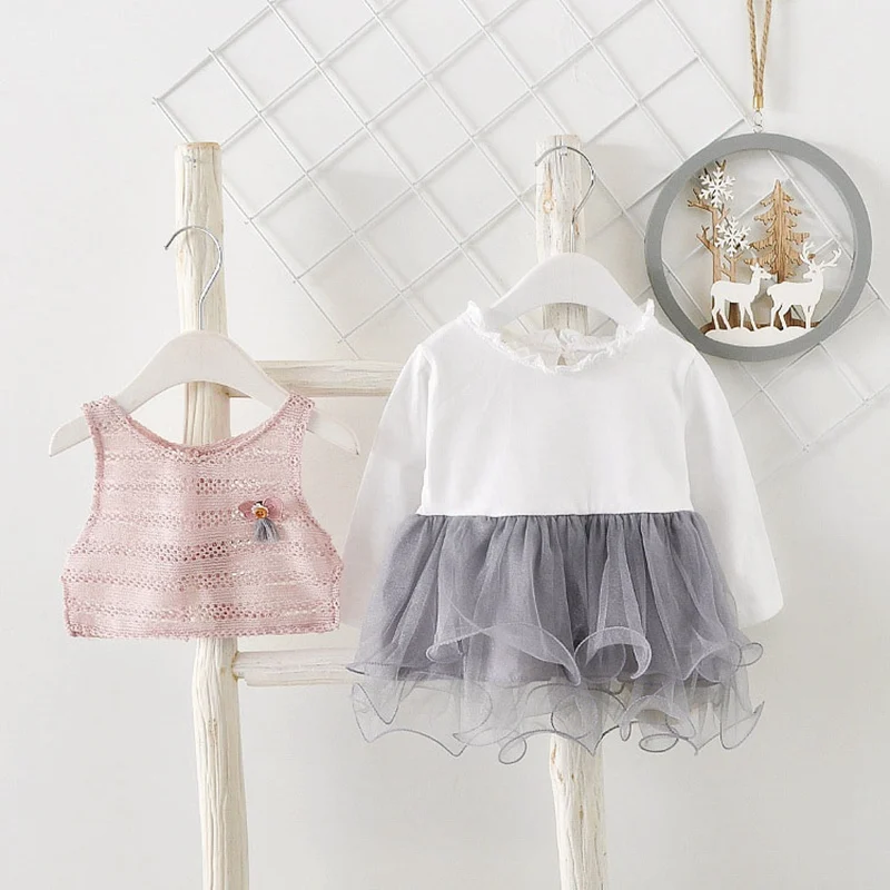 Новинка Весенняя Милая вязаная жилетка с цветочным рисунком для девочек +