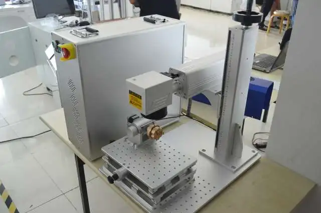 Высокая производительность высокое качество cnc лазерная маркировочная машина 20