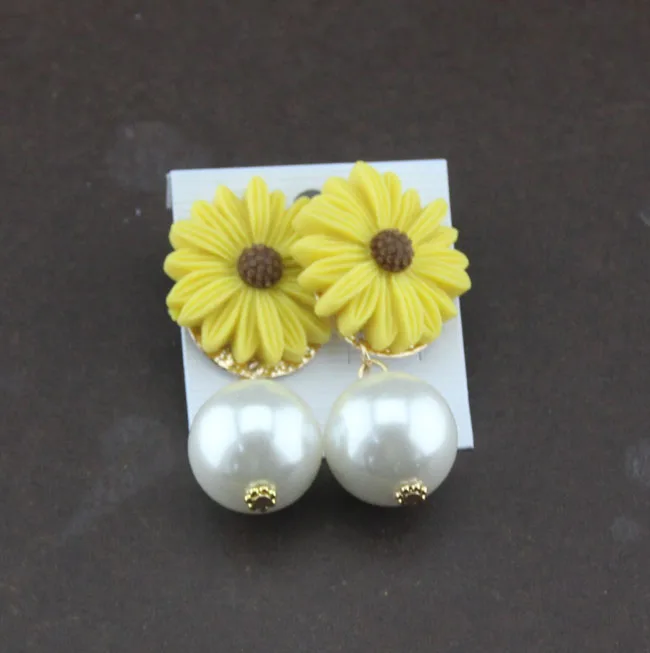 Женские солнцезащитные очки в стиле барокко большие с кристаллами ретро летние