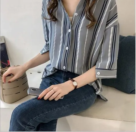 Женская блузка в полоску с v-образным вырезом большие размеры лето 2019 | одежда