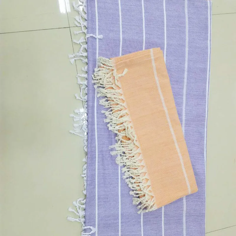 Хлопковое льняное пляжное банное полотенце в полоску с бахромой турецкое для