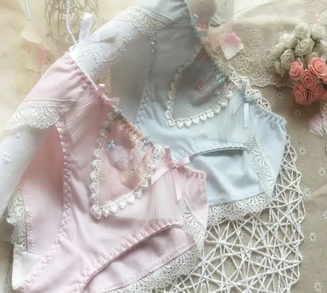 Новое поступление M L XL принцесса милые Лолита каваи хлопок аппликация вышивка сексуальные трусики Нижнее белье Короткие стринги WP397