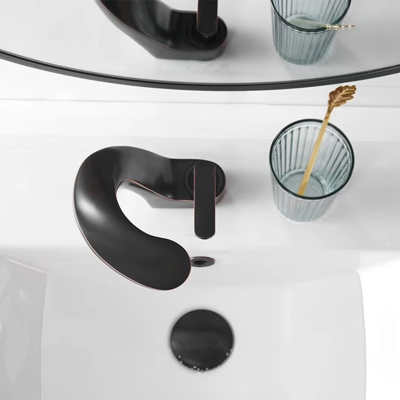 Смеситель для раковины элегантный черный латунный кран с одной ручкой горячей и