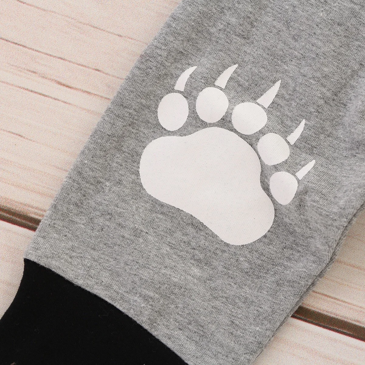 Newborn Baby's Sets Cotton Letter Cute Paw Print Long Sleeve Bodysuits + Casual Trousers Hat Kids Infant Boys 3 pcs Suits |