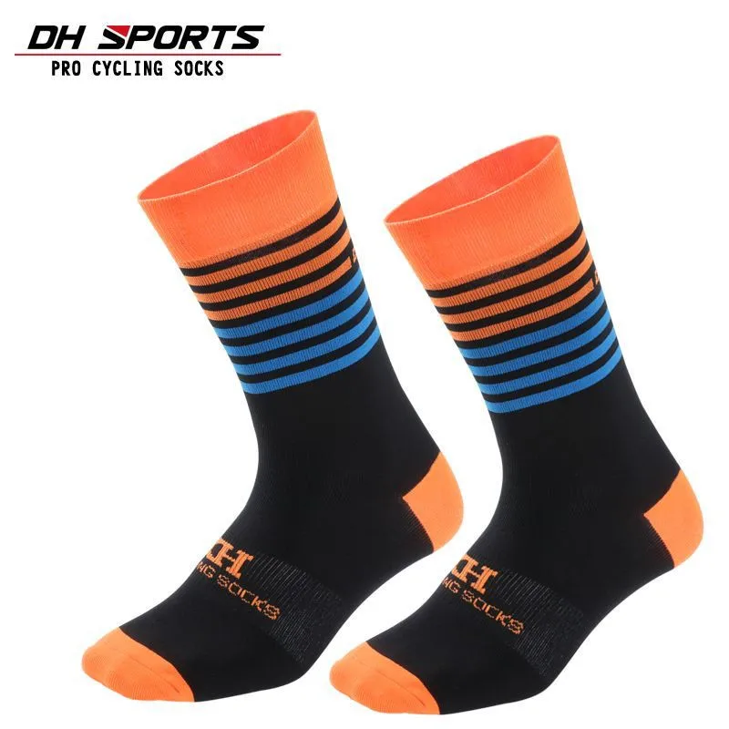 Оранжевый Unisex Cycling Socks Men Women bike MTB Road Bicycle Sock Racing Running riding Basketball Football Sports Socks Black pink blue - Цвет: Оранжевый
