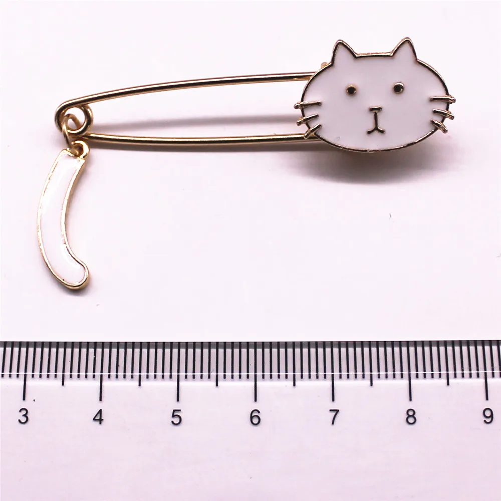 2019 Fashion metal cute black white enamel kitten shake tail brooch Corsage suit coat shawl collar needle wholesale | Украшения и