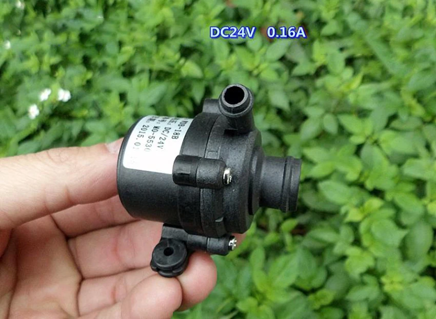 DC безщеточный Водяной насос DC24V 0.16A немой, и он имеет высокую эффективность миниатюрный(наружный диаметр 30 мм) погружной насос встроенный драйвер платы