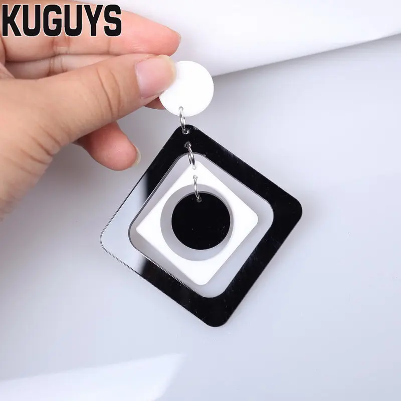 Женские квадратные серьги капельки KUGUYS черные белые модные акриловые ювелирные