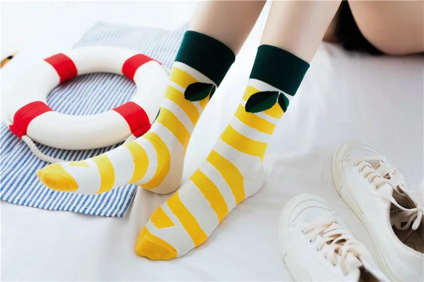 New Unisex Men Women Art Painting Fruit Socks Cotton Fashion Socks Winter Warm Crew Socks Harajuku Funny Socks Cute High Hosiery