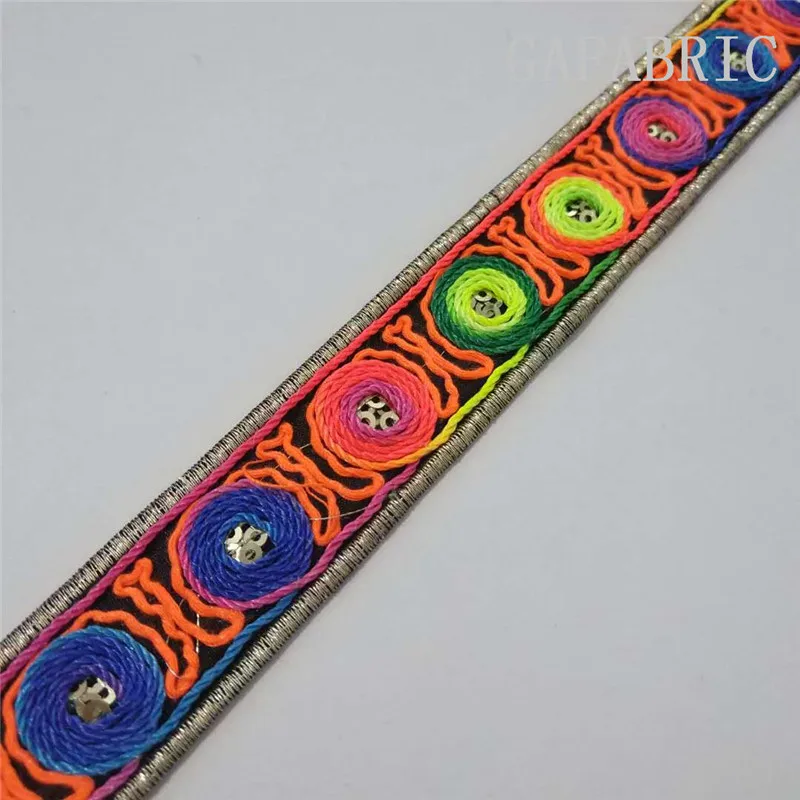 2.5cm Width 1yard Ethnic Trim Embroidered Webbing DIY Handmade Sewing Net Yarn Ribbons Clothing Decorative Lace Trim - Цвет: 2.5cm Width
