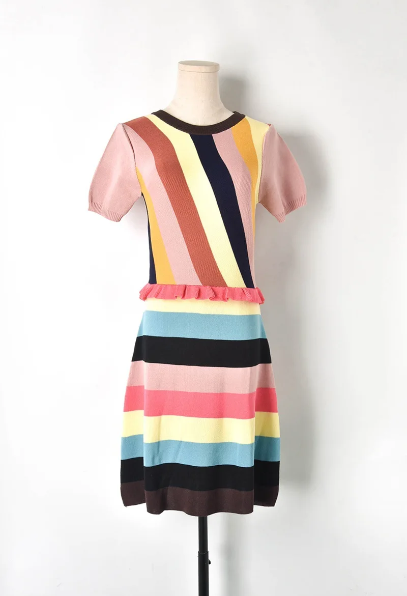 В радужную полоску вязаное платье 2019 Летняя мода o образным вырезом короткий