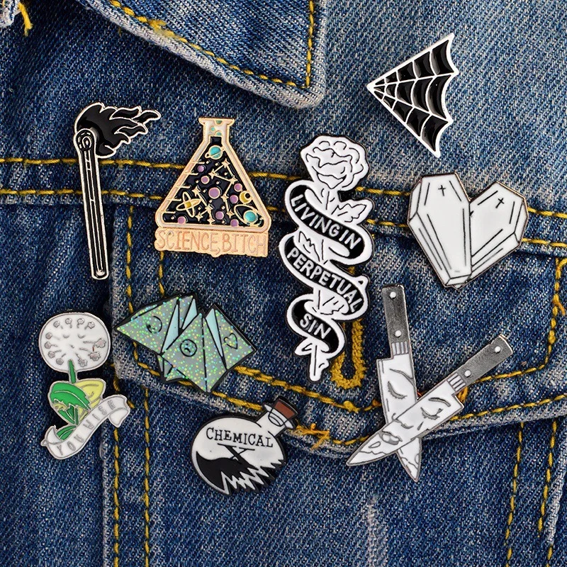 Creative enamel brooch origami science chemistry spider web rose knife stitches ladies collar cap badge jewelry wholesale | Украшения и