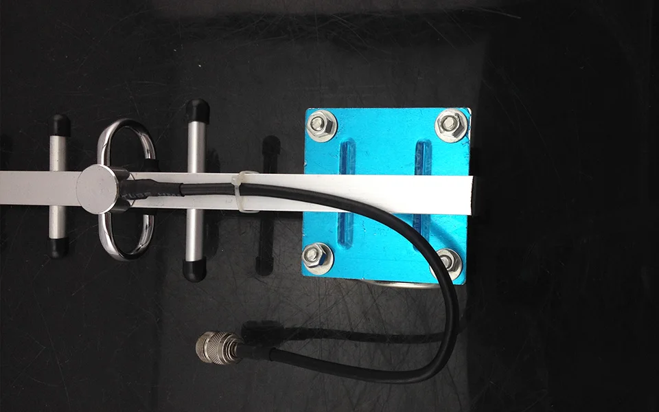 Оптовая продажа 13dBi наружная антенна Yagi GSM 1800 UMTS 1900 3G 2100 4G LTE 1700 усилитель сигнала