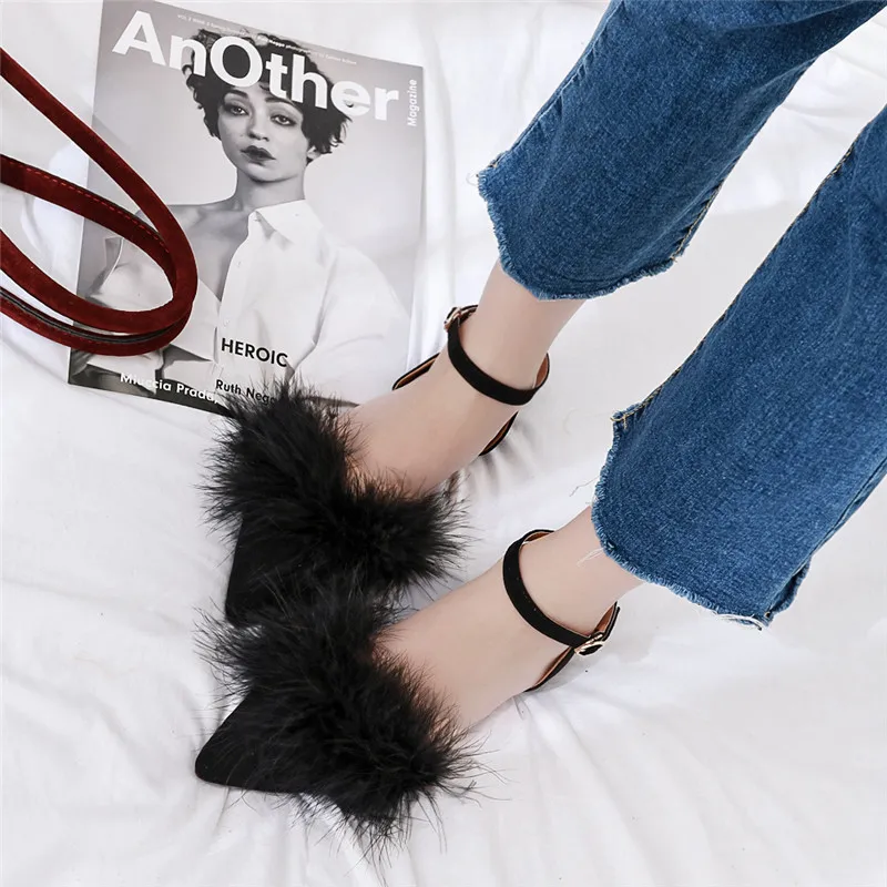 Корейский сладкий на плоской платформе меховые сандалии женские летние два