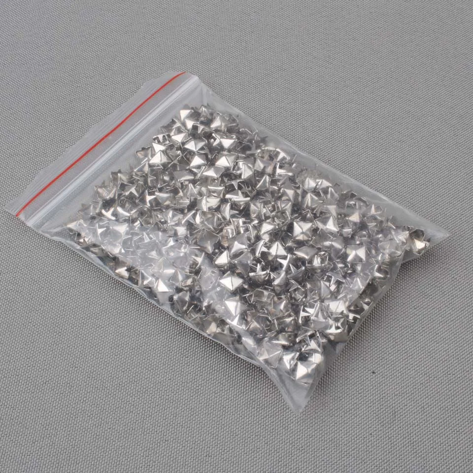 Металлические заклепки-гвоздики в виде пирамиды 6 мм стиле панк-рок квадратные