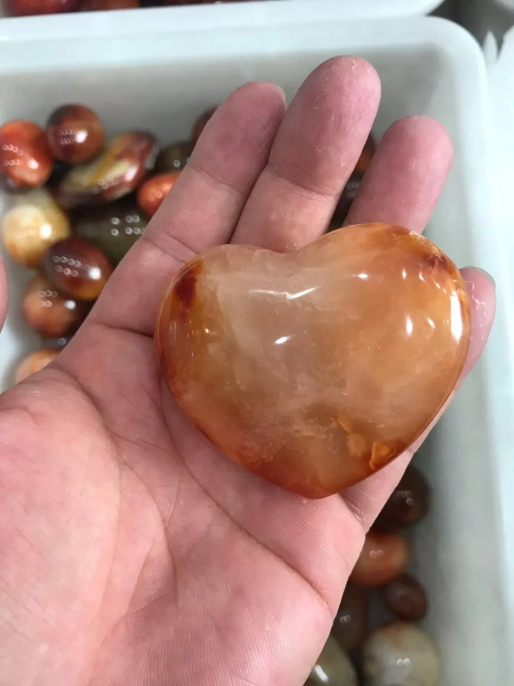 С натуральным красным агатом кварцевые Sardonyx кристалл любящее сердце Исцеление