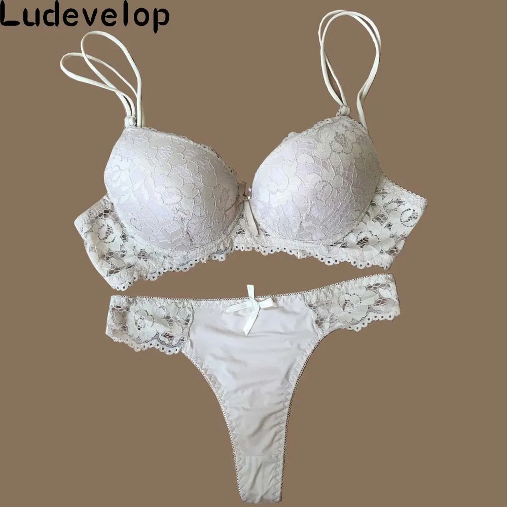 Ludevelop сексуальные стринги кружевной бюстгальтер Push Up Белье женское нижнее белье Комплекты Intimates цветочной вышивкой черный, белый цвет бюстгальтер Краткие наборы - Цвет: Бежевый
