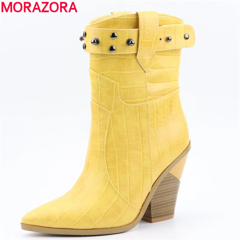 Женские ботинки на толстом каблуке MORAZORA черные из искусственной кожи с острым