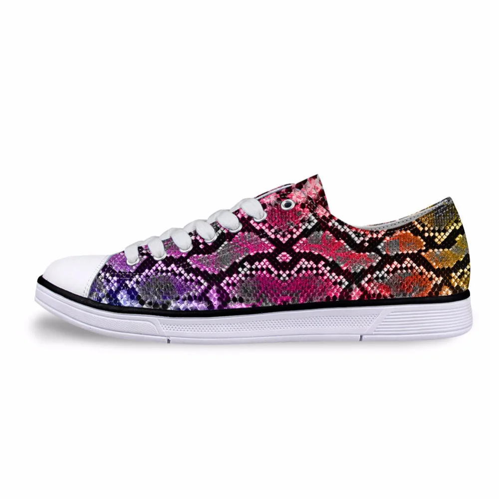 

Customized Men Shoes Classic Low Top Men Flats Vulcanize Shoes Fashion Serpentine Pattern Men's Sneakers Canvas Shoes Student