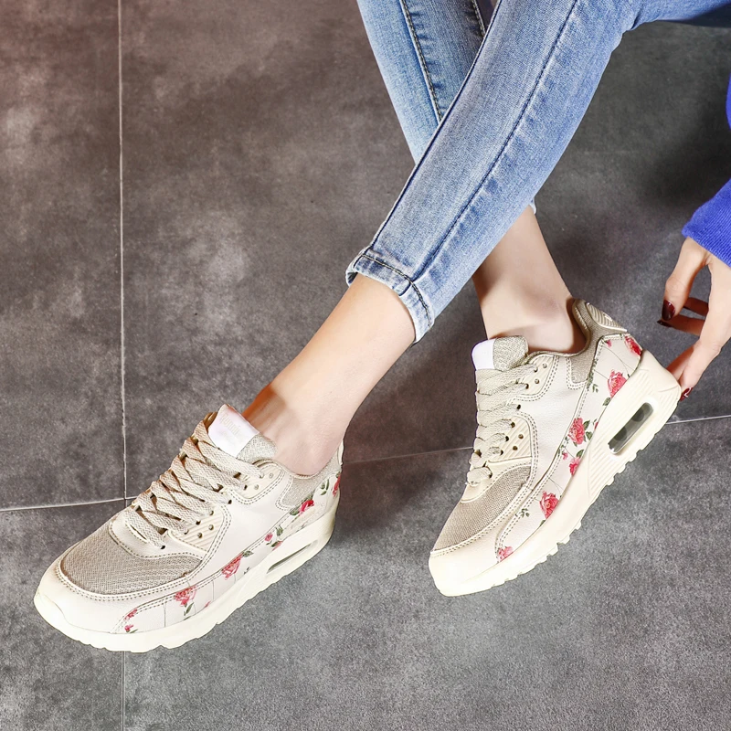 

Women Sneakers Shoes New Fashion Breathable Trainers Woman Casual Air Sole Tenis Feminino Sapato Women Flats Zapatillas Mujer