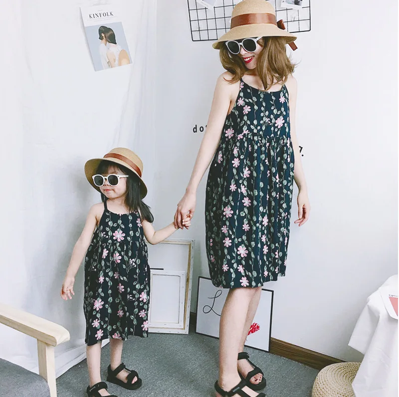 

Mommy and Me Clothes 2019 Summer Family Look Dress Mom and Baby Girl Dress Floral Print Dress Mommy Daughter Matching Outfits