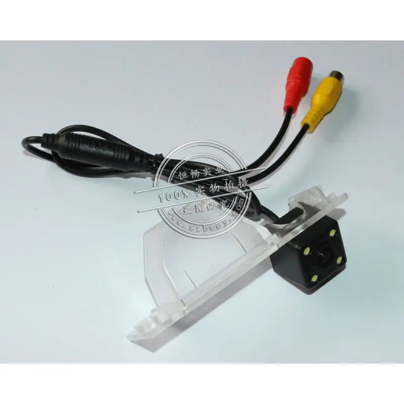 Камера заднего вида BW8360 с углом обзора 170 градусов и полной защитой от воды для автомобиля Hyundai IX35 Tucson 2015 года. Бесплатная доставка.