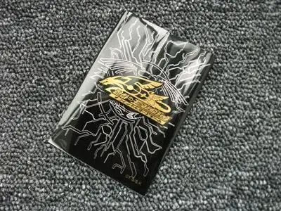 50 шт./упак. Настольная игра Yu-Gi-Oh карты профессиональный плащ из пластика держатель для карт различных карта цветов протектор черная магия девушка - Цвет: Серебристый