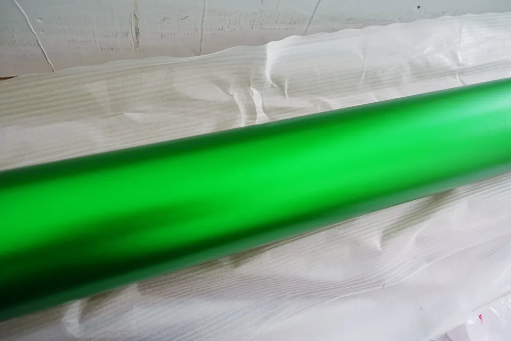 Матовая виниловая пленка для автомобиля PROT WRAP S сатиновая хромированная зеленая