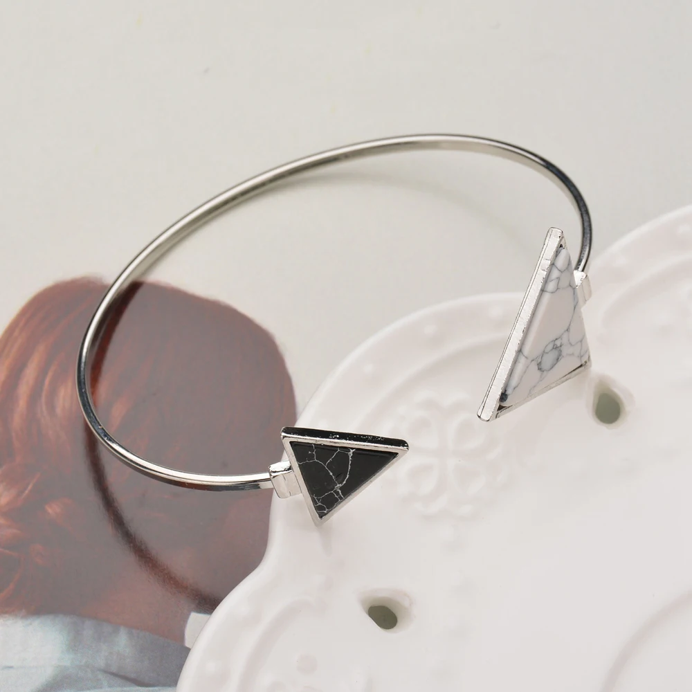 UAM серебряного цвета Панк медь геометрические черный белый треугольный