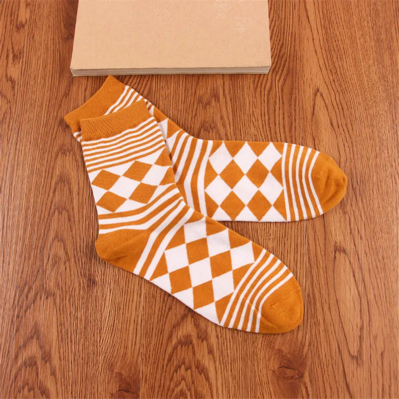 Мужские хлопковые носки стеганые модные короткие без пятки в полоску более