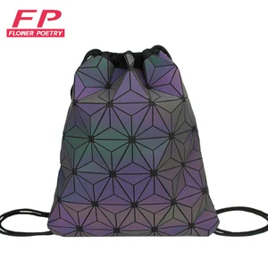 Рюкзак женский на шнурке с голографическим рисунком, светящийся школьный ранец с геометрическим узором для девочек-подростков, пляжная сумка