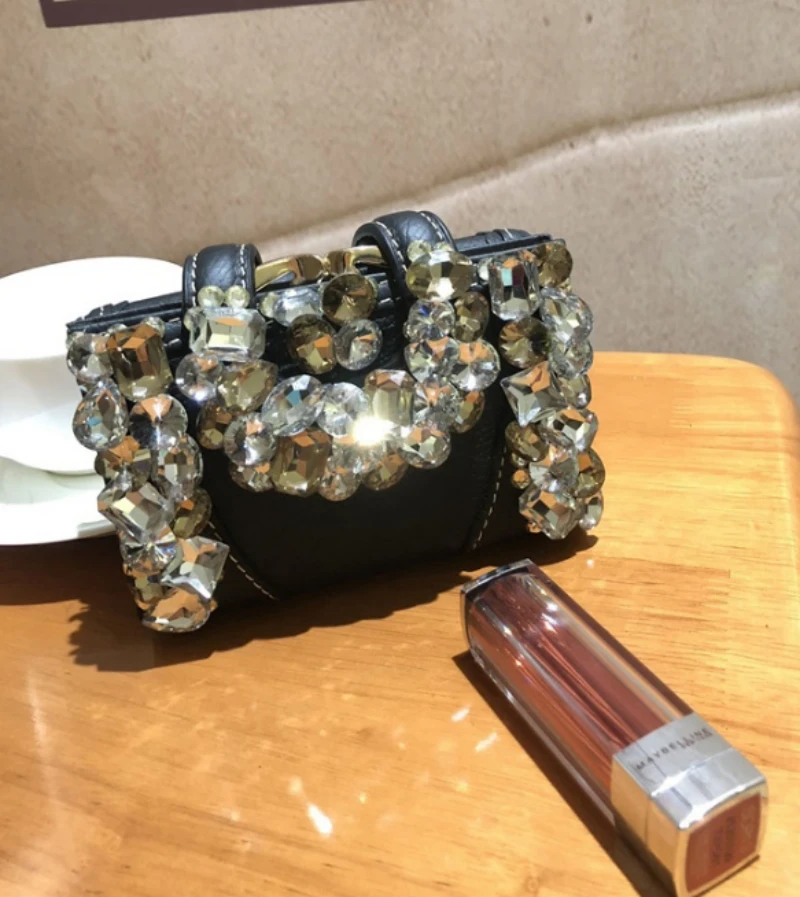 Женский кошелек из натуральной кожи с бриллиантами, короткий кошелек, модные складные сумочки для денег, вечерние, свадебные бумажники, черный, розовый, Monederos Para Mujer