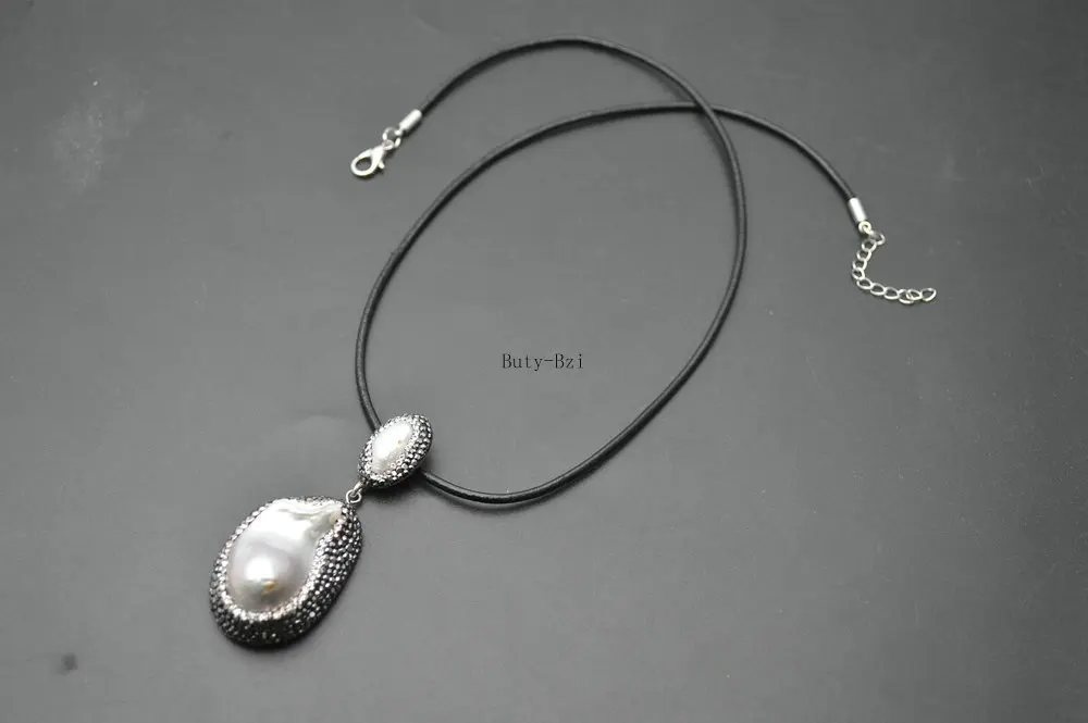 Натуральный белый пресноводный барочный жемчуг двухслойная подвеска кожаный