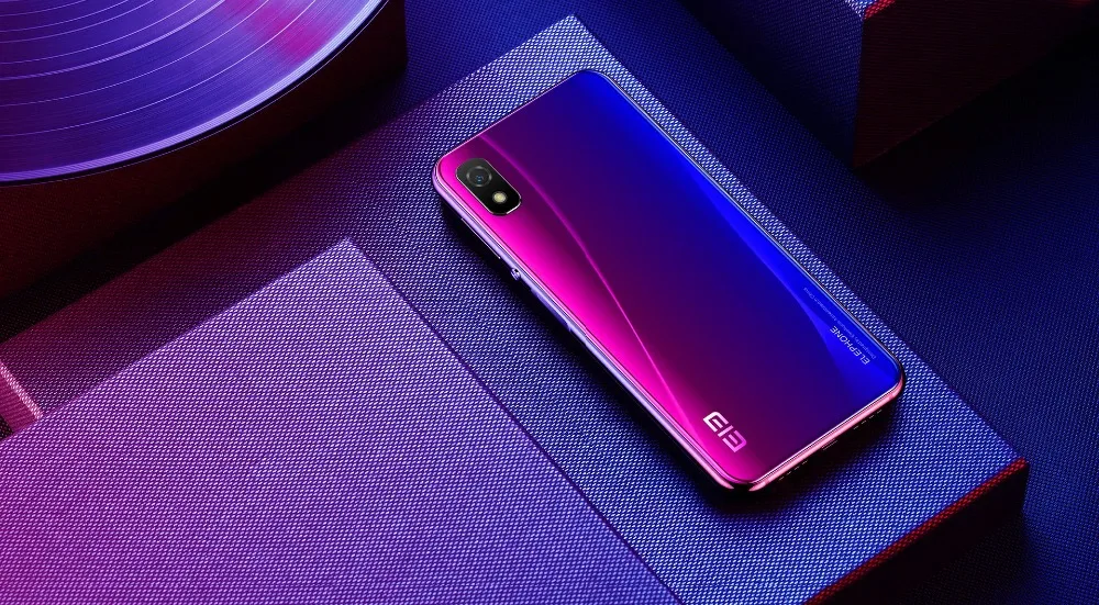 Elephone A4 Pro смартфон полный Экран 18:9. 9 5,85 дюйма HD MT6763 Восьмиядерный отпечаток пальца ID 4 GB+ 64 GB 3000 mAh 16MP телефона Android