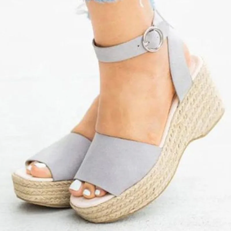 Женские сандалии льняные флоковые с пряжкой и ремнем на танкетке увеличивающие