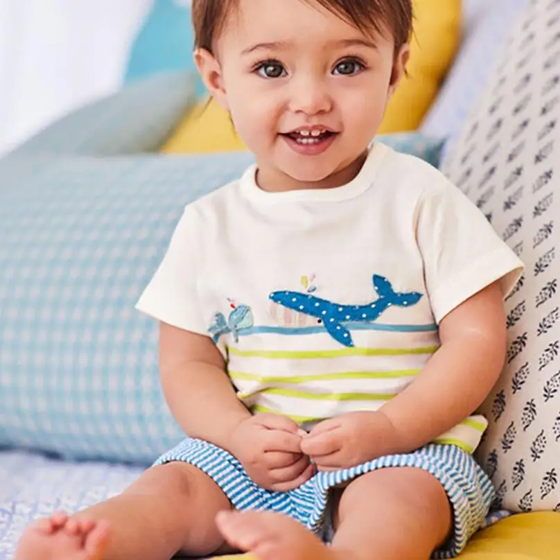 Little maven/Коллекция года; летняя одежда для маленьких мальчиков; хлопковые детские брендовые комплекты; футболка в полоску с принтом автомобиля и Кита+ шорты